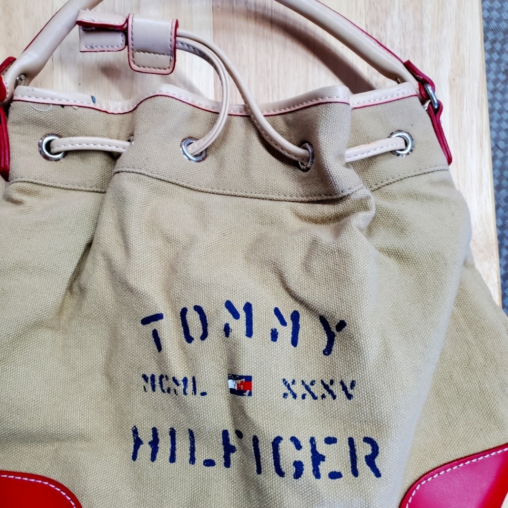 Tommy Hilfiger